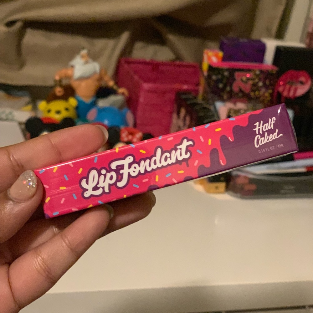 Half Caked lip fondant in Power Trip!